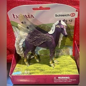 Schleich Bayala - 7” Star Pegasus Figurine